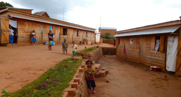 Les maisons Pré-casa de l'association ASA à Madagascar